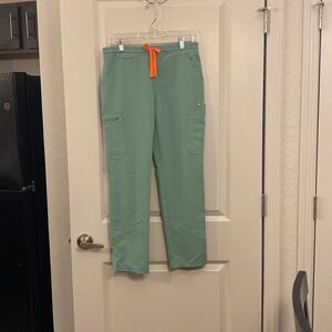 Figs scrub pants Yola skinny scrubs women’s size small  ￼S/P￼